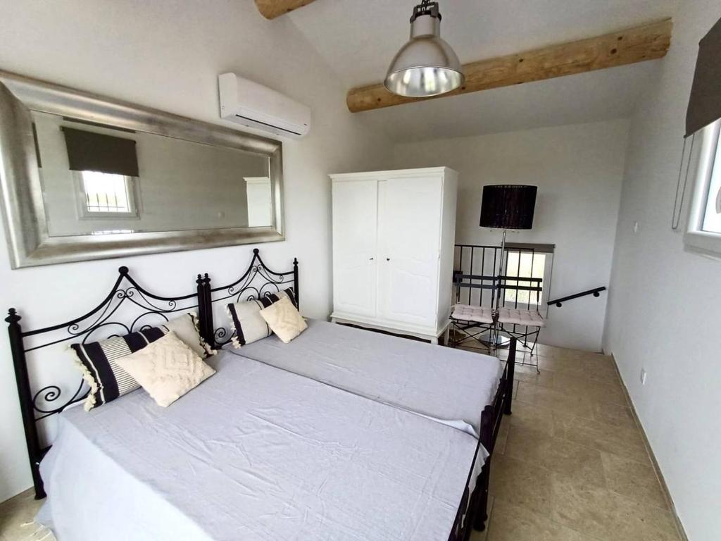 Superbe mazet en Camargue, jardin, parking, terrasses, climatisation, internet - 5