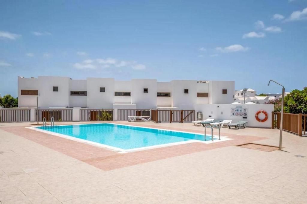 House - Sleeps 4 & Swimming Pool, Tías