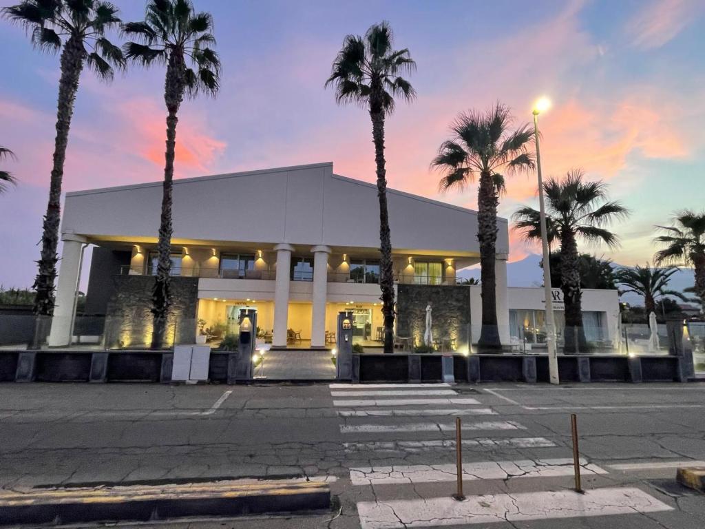 Santantonioresort, Riposto