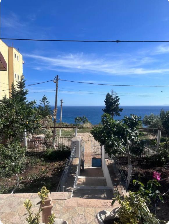 Adrianas Guest House, Himarë