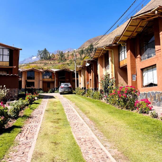 Casa ecológica con vista a las montañas - 1