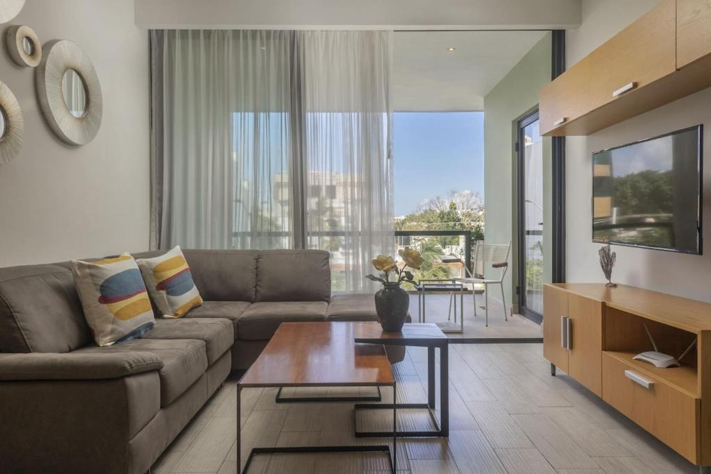 Opal Suites Apartments 전경