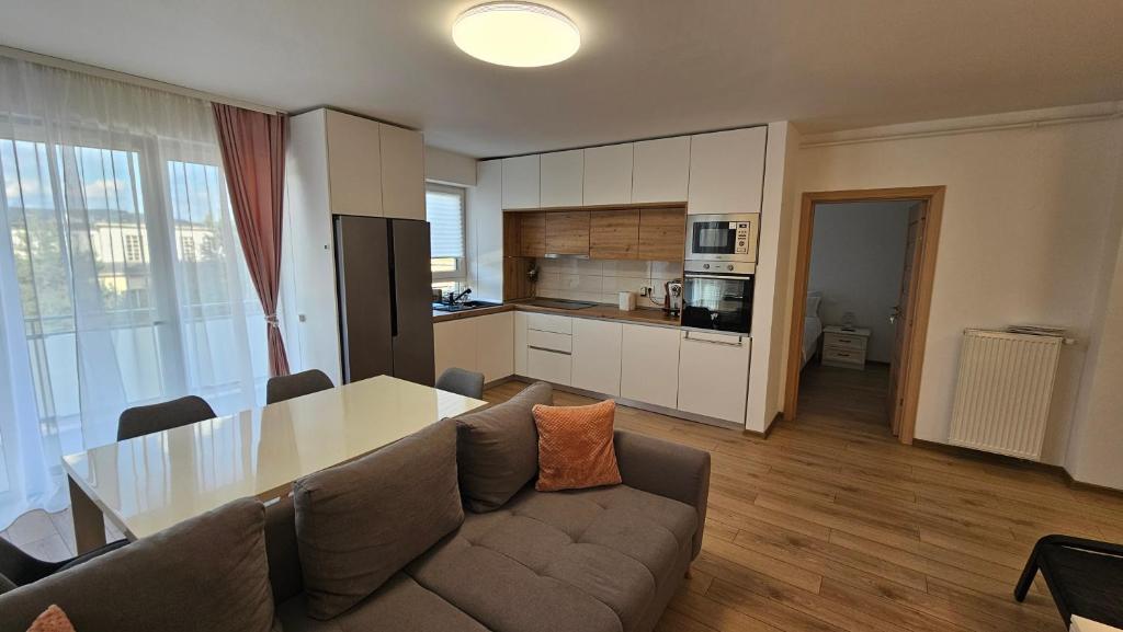 Goldmaurer, Târgu-Mureş