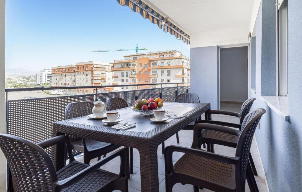 Lovely Apartment In Torre Del Mar - 2