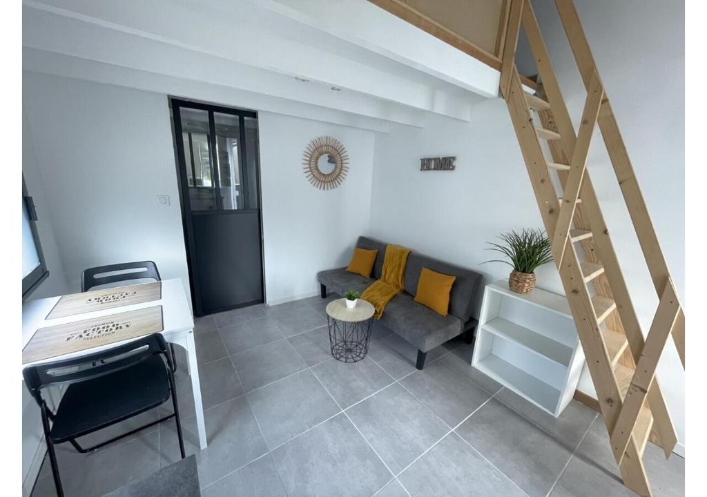 Studio indépendant Hyper centre, Challans