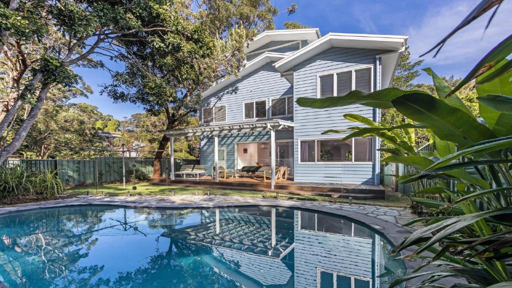 'Hideaway Bayside' by HolidayCo, Killcare