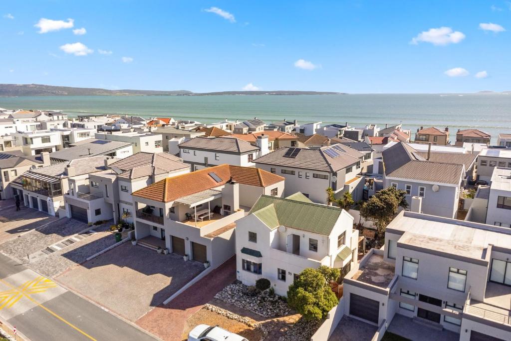 Weaver Manor On Calypso by Host Agents, Langebaan