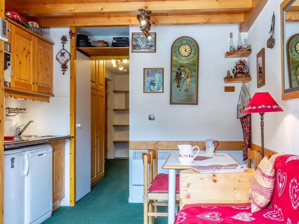 Appartement 1 ch. confortable avec balcon et casier à skis à Méribel - FR-1-355-45 - 2