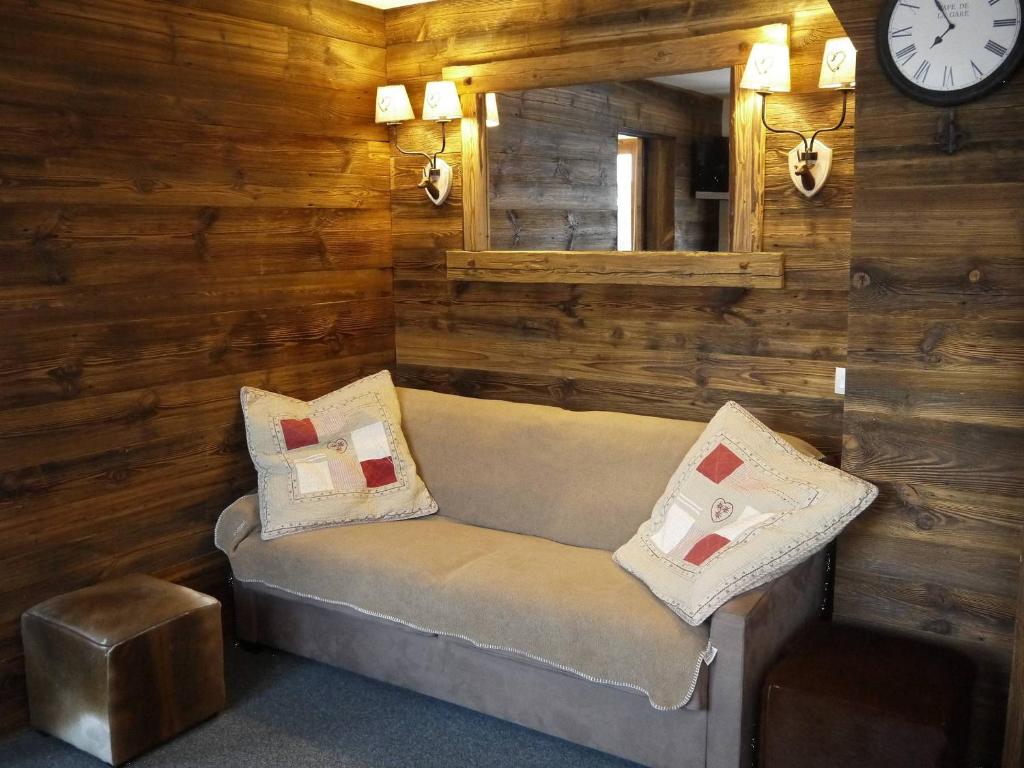 Appartement 2 chambres avec mezzanine, piste skis aux pieds - FR-1-355-77 - 1