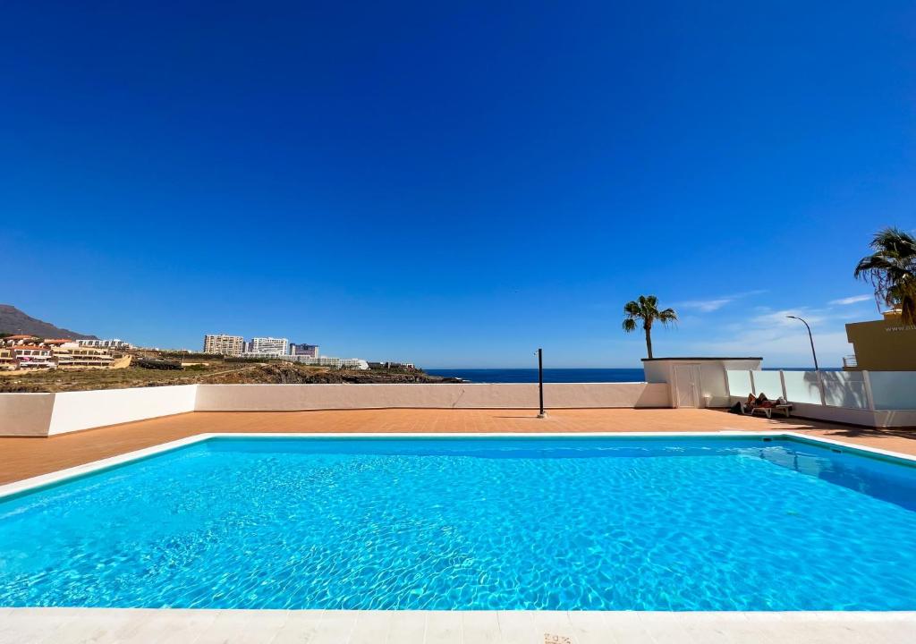 Ocean View apartment! Pool! Parking! CS123, Callao Salvaje