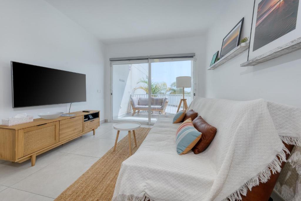 La Docta 112 Senator - Pool View By Lanzarote Vacation Homes - 5