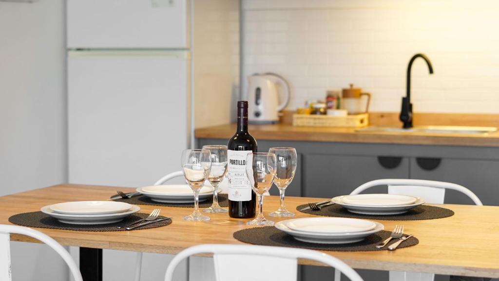 Las Amapolas Apartments - 2