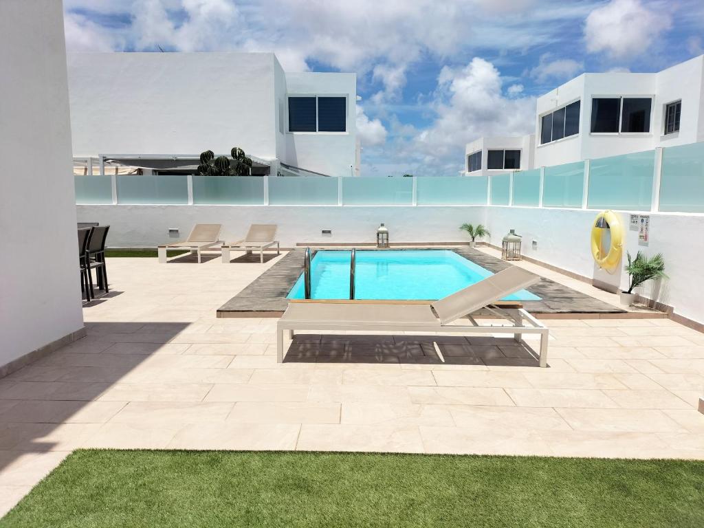 LUXURY RUBICON Jacuzzi y Piscina - 4