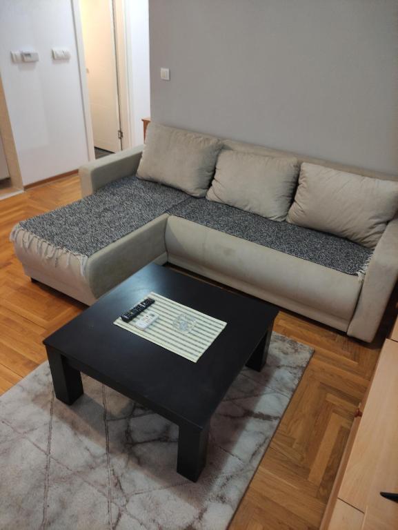 Apartman Alex, Voždovac