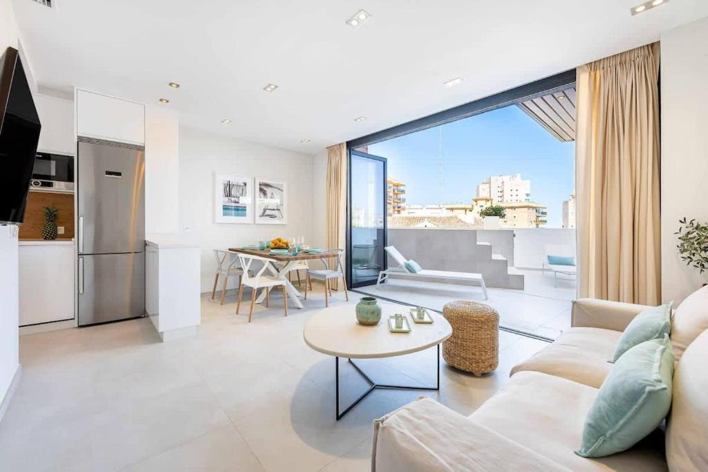 Vivendos - TR12 - Private Pool, Torremolinos