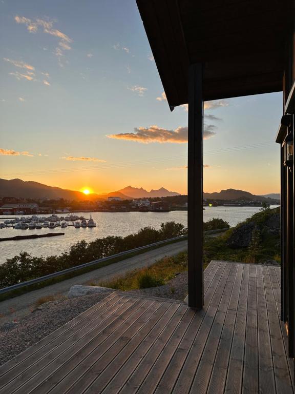 Oceanfront Cabin in Lofoten with Panoramic View 전경