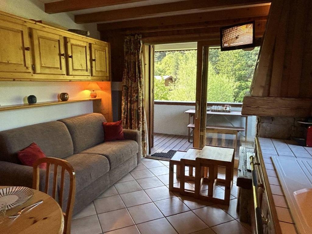Appartement moderne 4 pers. à Méribel avec cuisine équipée, TV et balcon - FR-1-355-264 - 2