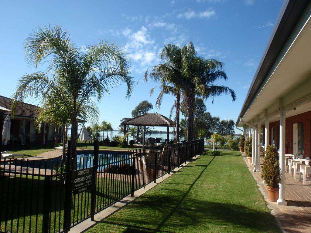 CAPRICORN MOTOR inn, Mulwala