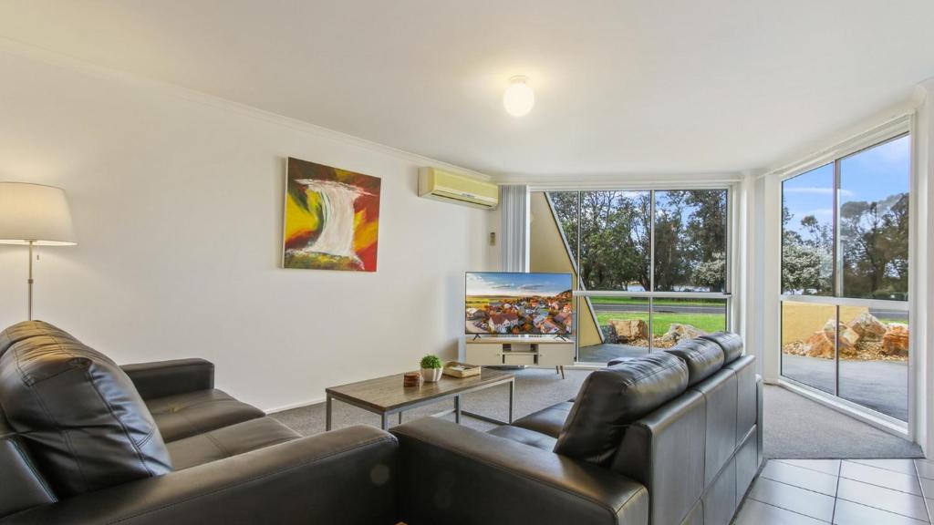 Albacore, Lakes Entrance