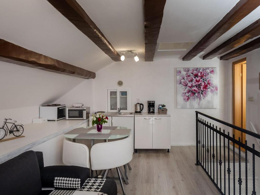 Old Town Charming Nest - One Bedroom Apartment, Dubrovník