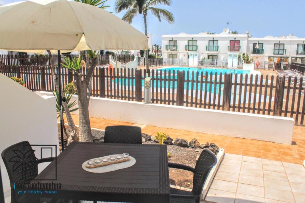 Casa Maria Pool View Wi-Fi by iRent Fuerteventura - 2
