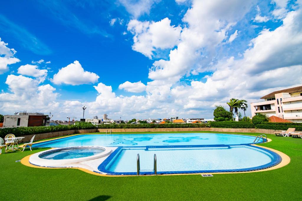Surrounding environment