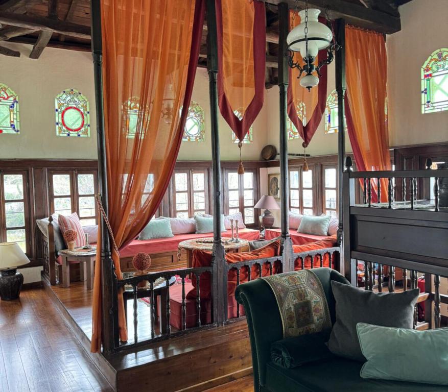 Santikos Mansion 外観