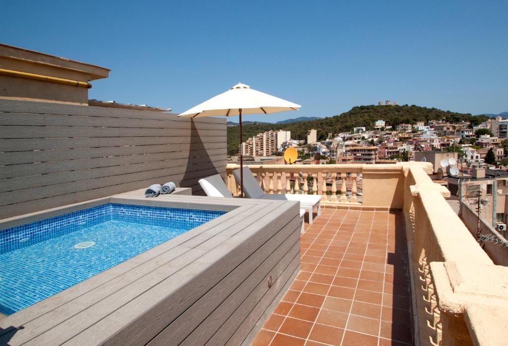 สระว่ายน้ำ