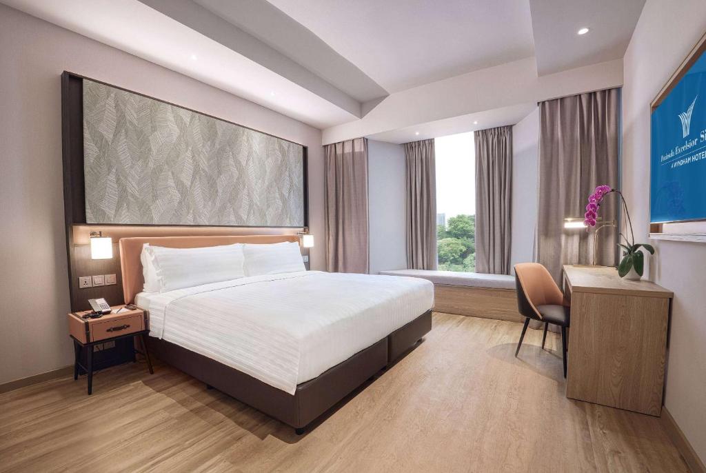 Singapore Peninsula Excelsior Singapore, A Wyndham Hotel Additional