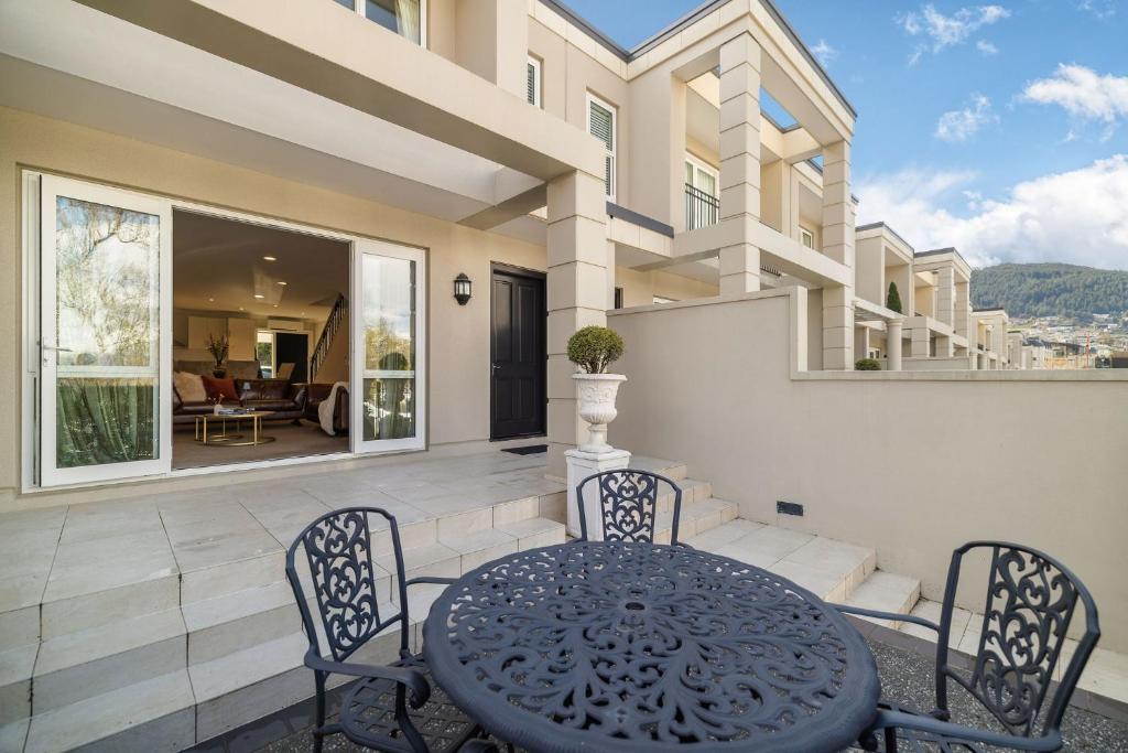 The Lakehouse, Queenstown