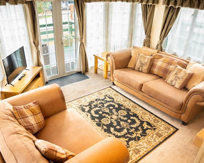 The Oaks Caravan at Kingsmead, Cullompton