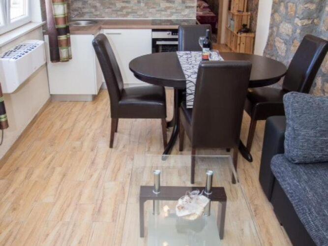 Apartment Any - One Bedroom Apartment with Terrace and Sea View, Mokošica