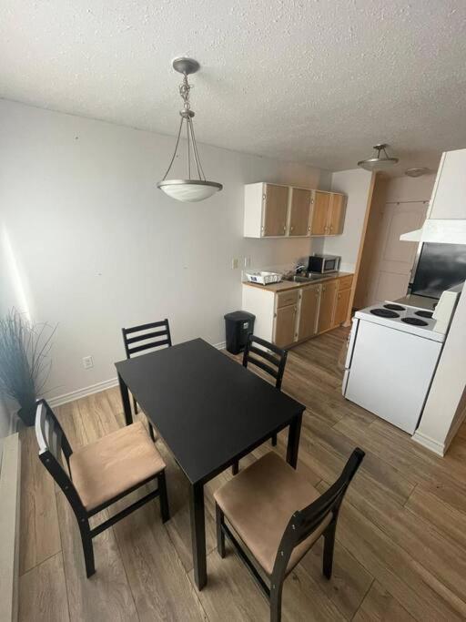 Close to TRU, Sun Peak, shopping, Kamloops