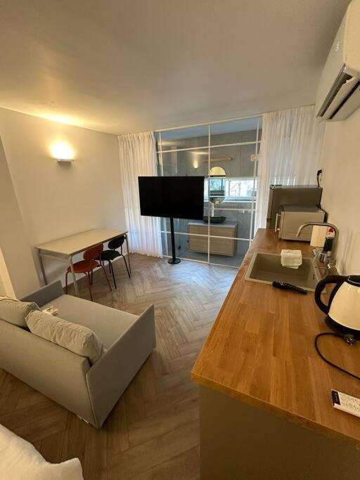 The new studio Florentin, Tel Aviv