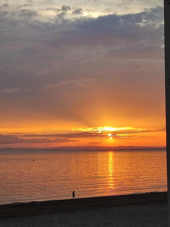 T1 dans immeuble sur plage, Le Grau-du-Roi