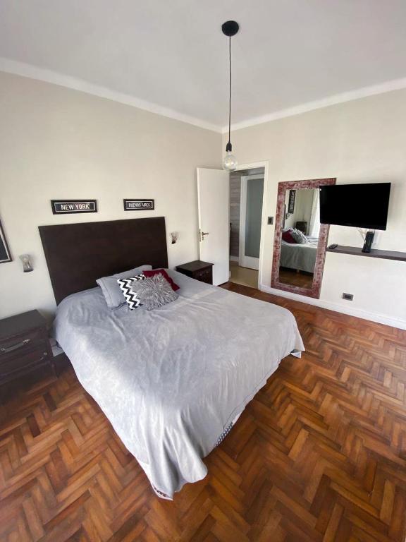 Check and Home - Peatonal - 4 Huéspedes Amplio con Balcón y Terraza, Mar del Plata