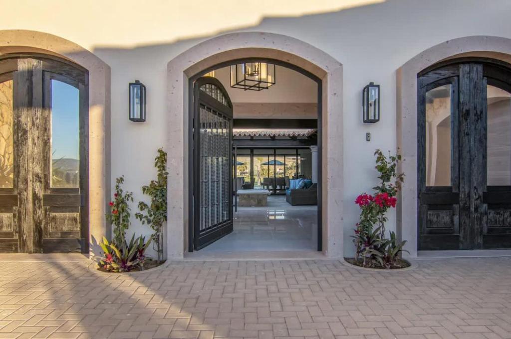 5 Bedroom Golf Villa 42 Diamante - 4