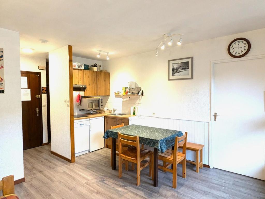 Appartement 1 chambre centre village, proche Bossonnet - FR-1-459-232 - 1