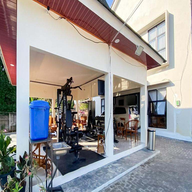 Fitness center