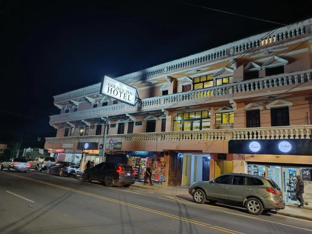 Hotel Golden Inn，位于克萨尔特南戈的酒店