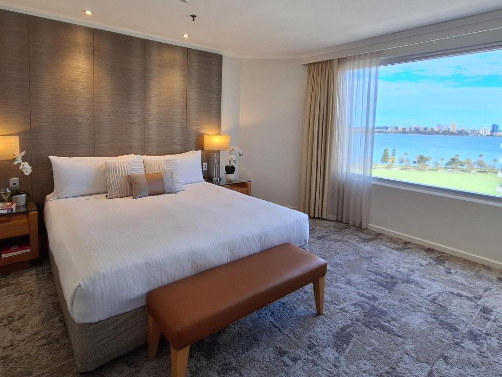 Residence on Langley Park, Perth