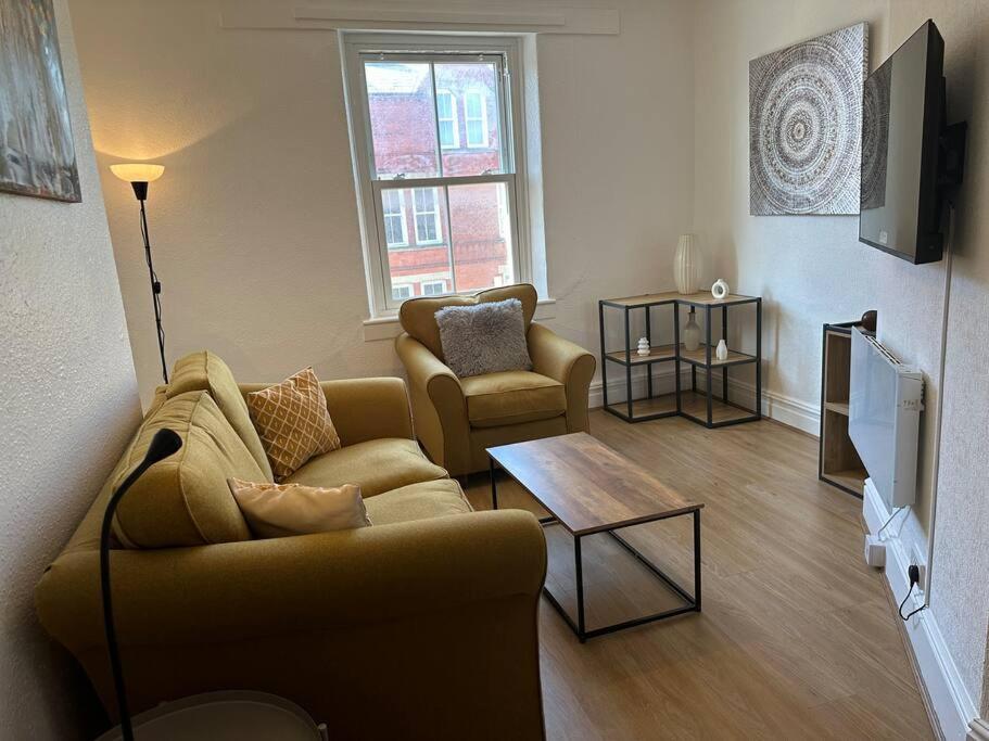 Central Colwyn Bay 2nd Floor Flat 3, Colwyn Bay