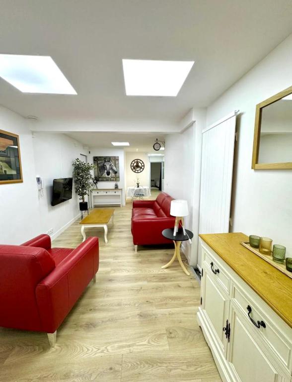 Parisian Spacious 70m2 Flat Near Eiffel Tower - 4
