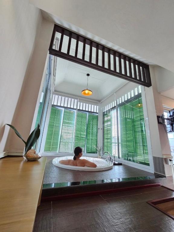 Facilities, A-Te Hotel Chumphon in Chumphon