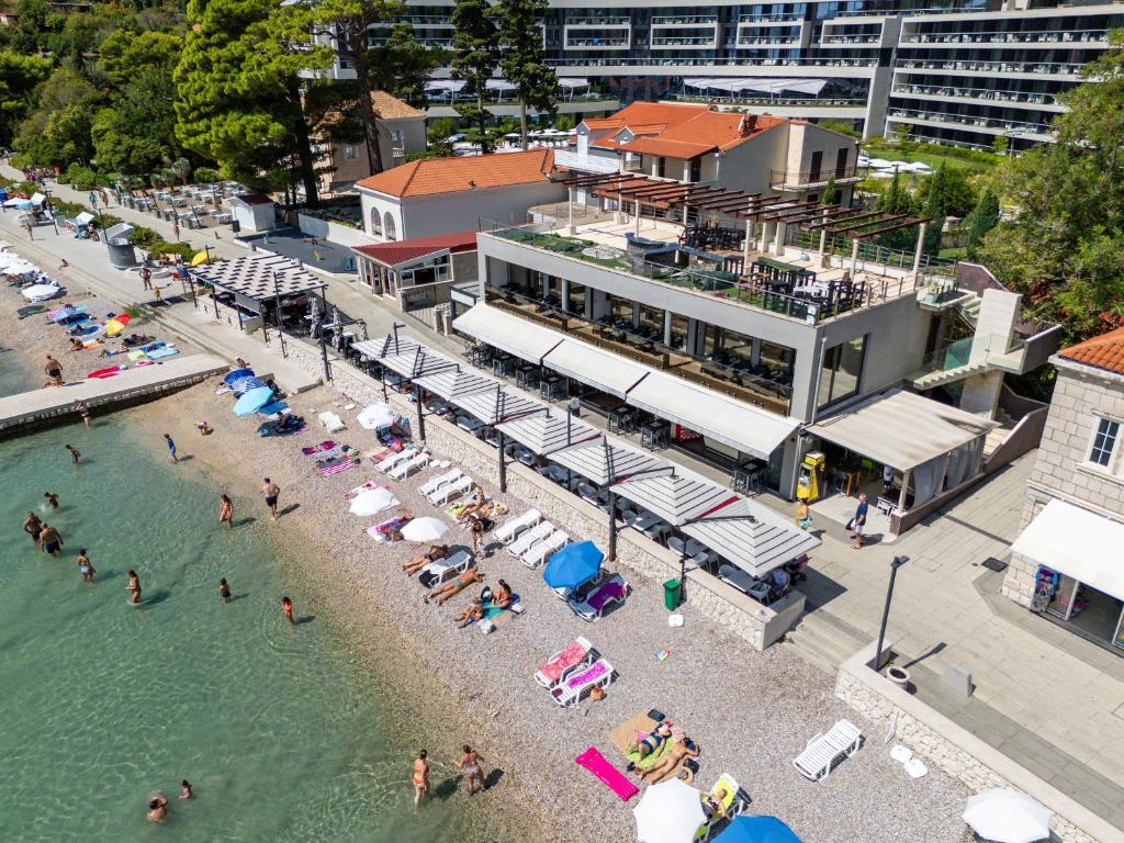 Sun & Sea Residence, Mlini