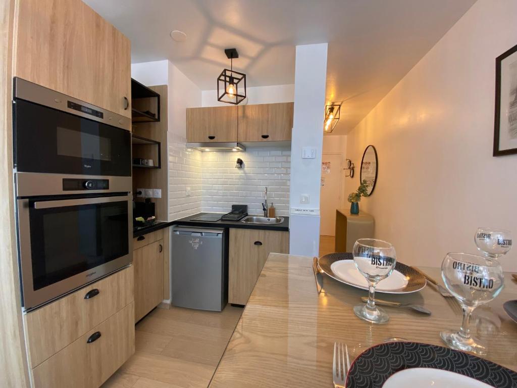 Clochette next to Disneyland Paris 5 PAX - 5