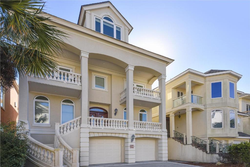 14 Collier Beach Road- Oceanfront, Private Pool, Free Activities Included, Hilton Head Island