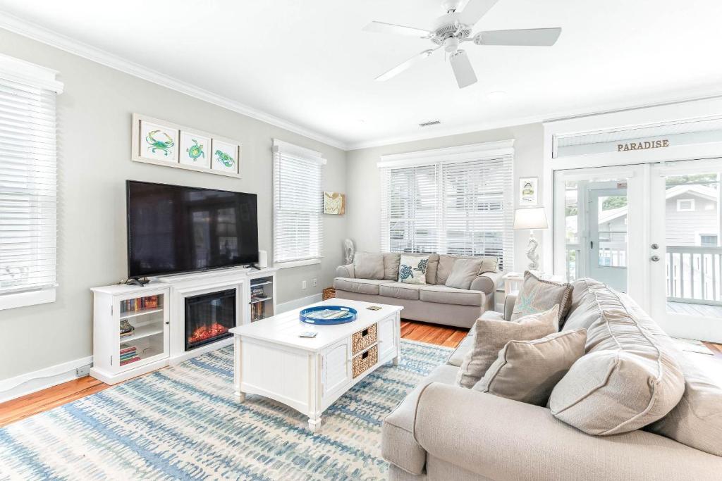 Three Sisters, Tybee Island