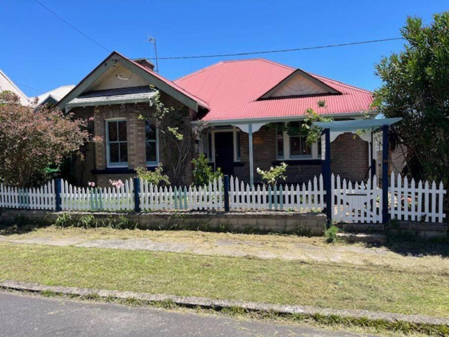 Federation Splendour for 1 to 8 guests, Lithgow
