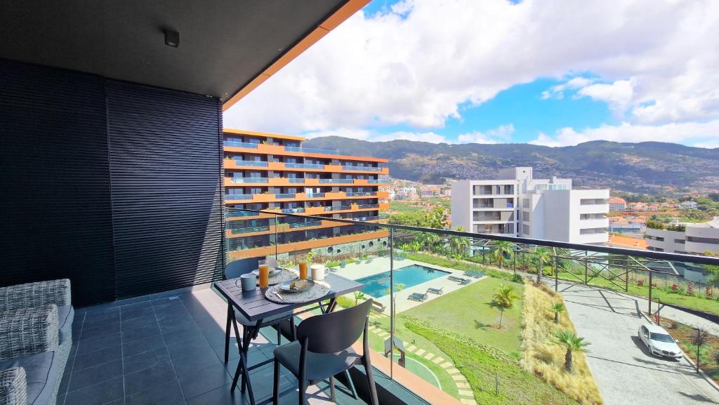 Blissful Suite by LovelyStay, Funchal